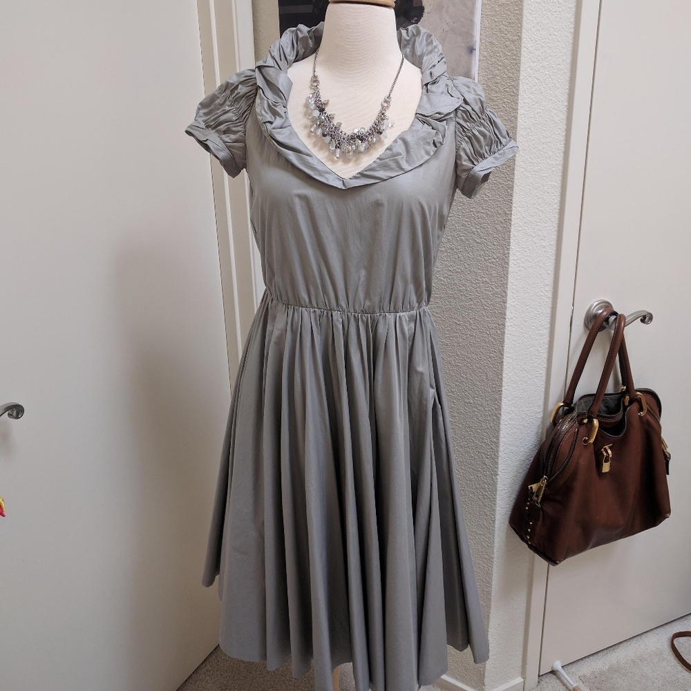 gray bubble-ruched portrait collar dress